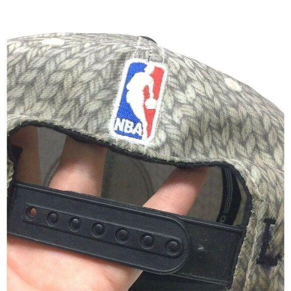 Brooklyn Nets Hat Cap NBA Adidas Lutz Snapback Gray Black OSFA - Picture 8 of 9